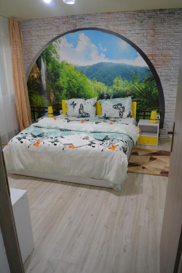 Green Rooms Хунедоара Екстер'єр фото